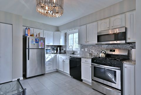 Tiny photo for 913 S Iowa Street, Addison, IL 60101 (MLS # 12493925)