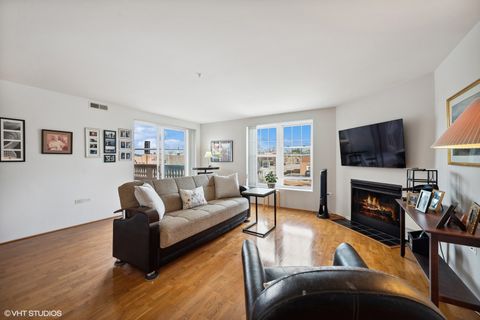 Tiny photo for 1621 Glenview Road #225, Glenview, IL 60025 (MLS # 12556132)