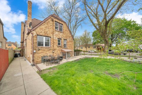 Tiny photo for 3359 N Oak Park Avenue, Chicago, IL 60634 (MLS # 12633639)