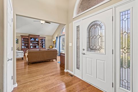 Tiny photo for 1075 Norwalk Road, Lemont, IL 60439 (MLS # 12500085)