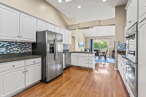 Tiny photo for 1075 Norwalk Road, Lemont, IL 60439 (MLS # 12500085)