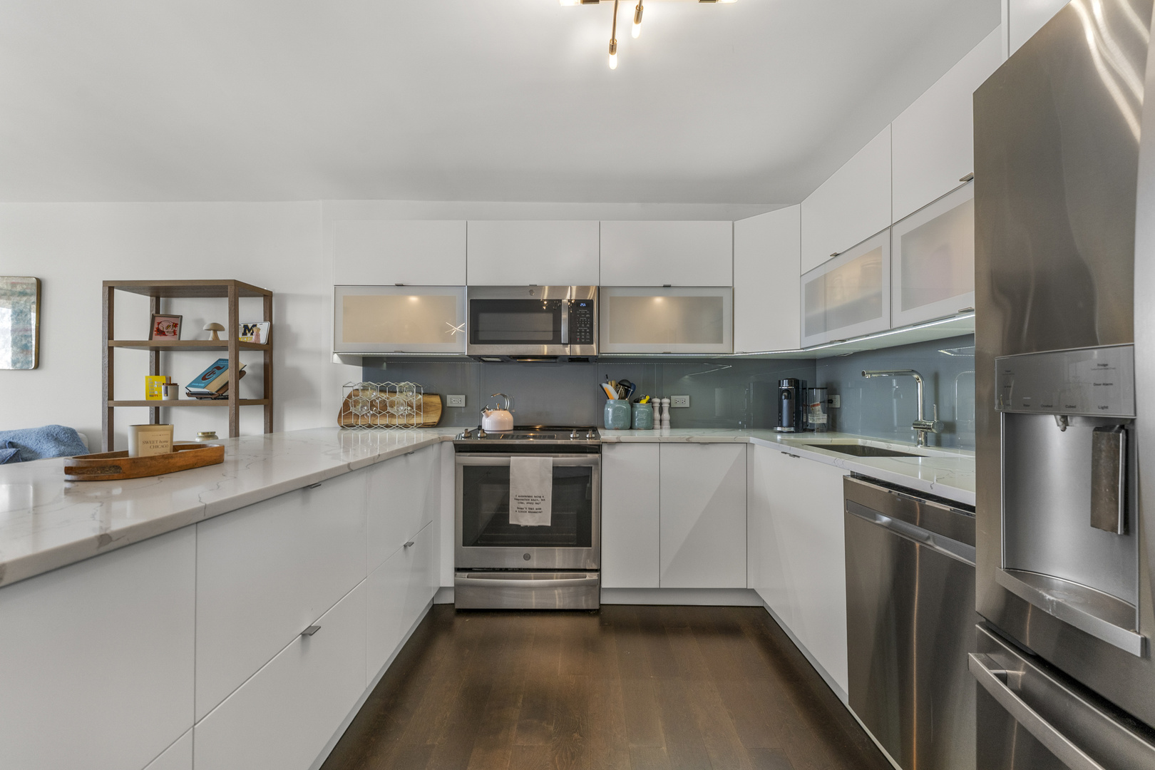 1516 N State Parkway 16D