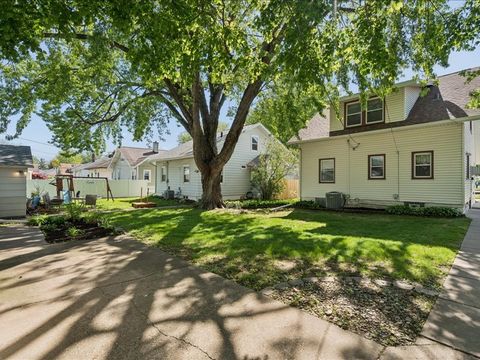 Tiny photo for 2206 6th Street, Moline, IL 61265 (MLS # 12633057)