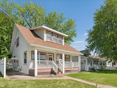 Tiny photo for 2206 6th Street, Moline, IL 61265 (MLS # 12633057)