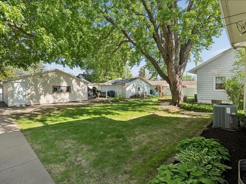 Tiny photo for 2206 6th Street, Moline, IL 61265 (MLS # 12633057)