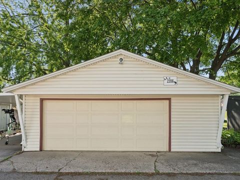 Tiny photo for 2206 6th Street, Moline, IL 61265 (MLS # 12633057)