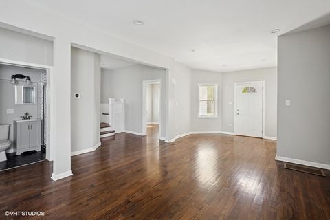 Tiny photo for 628 S 15th Avenue, Maywood, IL 60153 (MLS # 12302629)