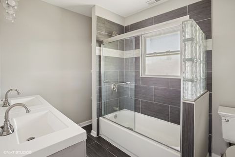 Tiny photo for 628 S 15th Avenue, Maywood, IL 60153 (MLS # 12302629)