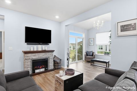 Tiny photo for 9186 Ritz Court, Huntley, IL 60142 (MLS # 12566001)