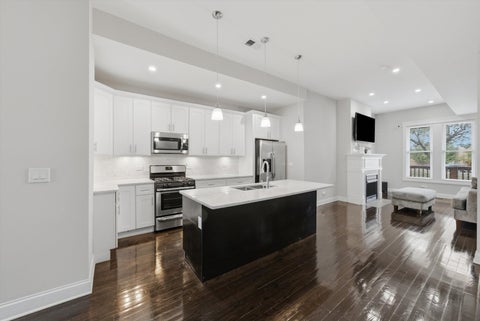 Tiny photo for 4009 S Vincennes Avenue, Chicago, IL 60653 (MLS # 12732589)