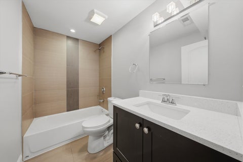 Tiny photo for 4009 S Vincennes Avenue, Chicago, IL 60653 (MLS # 12732589)