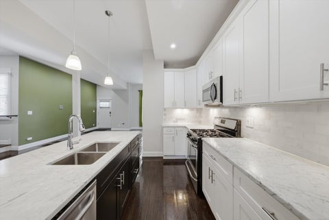 Tiny photo for 4009 S Vincennes Avenue, Chicago, IL 60653 (MLS # 12732589)