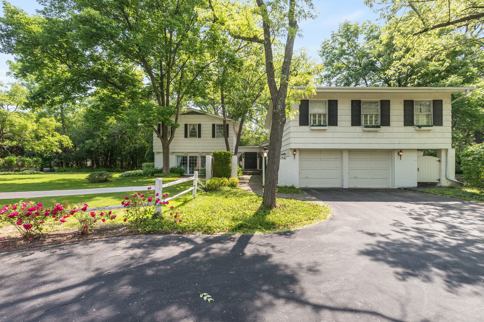 1541 Woodlark Drive