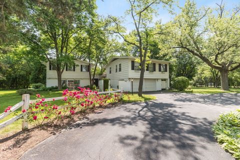 1541 Woodlark Drive Northbrook IL 60062