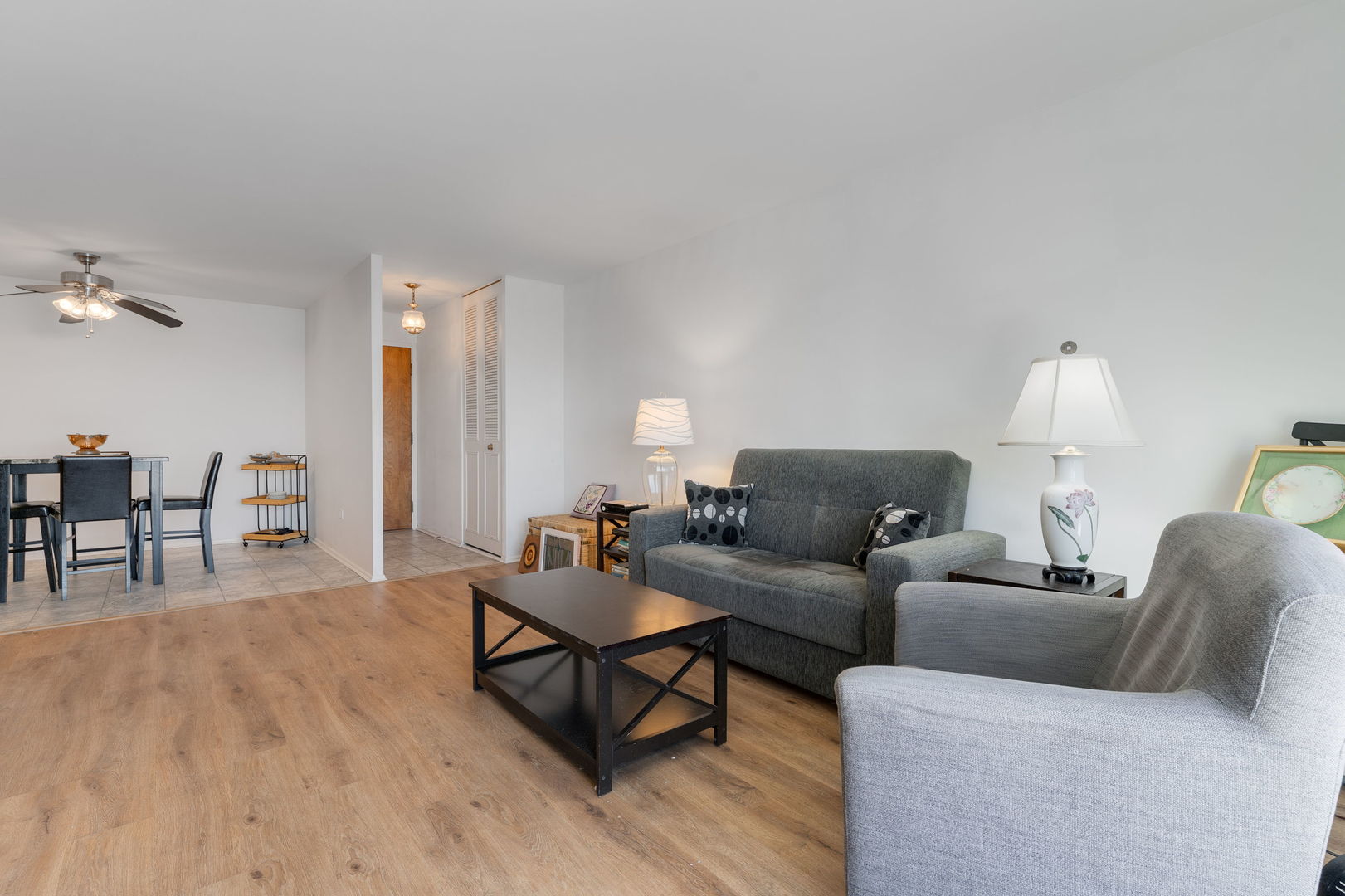 5506 Lincoln Avenue A517