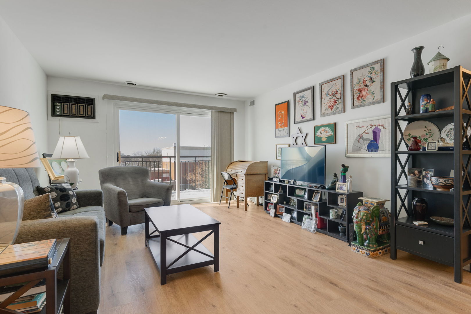 5506 Lincoln Avenue A517