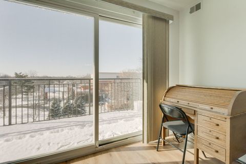 Tiny photo for 5506 Lincoln Avenue #A517, Morton Grove, IL 60053 (MLS # 12556018)