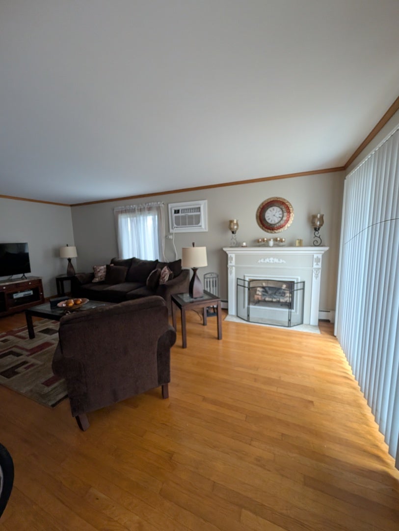 6025 W 64th Place 6