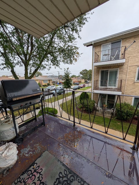 Tiny photo for 6025 W 64th Place #6, Chicago, IL 60638 (MLS # 12768705)