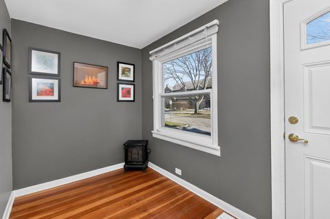 Tiny photo for 18 S Hudson Street, Westmont, IL 60559 (MLS # 12573287)