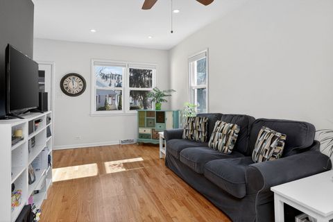 Tiny photo for 18 S Hudson Street, Westmont, IL 60559 (MLS # 12573287)