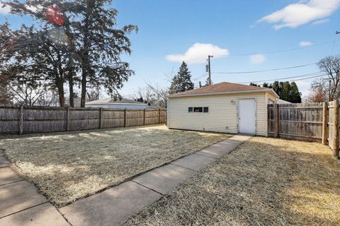 Tiny photo for 18 S Hudson Street, Westmont, IL 60559 (MLS # 12573287)