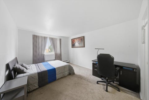 Tiny photo for 1500 Robin Circle #213, Hoffman Estates, IL 60169 (MLS # 12797261)