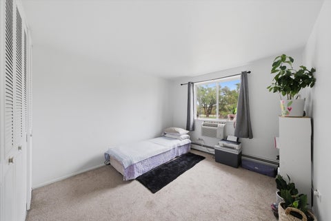 Tiny photo for 1500 Robin Circle #213, Hoffman Estates, IL 60169 (MLS # 12797261)