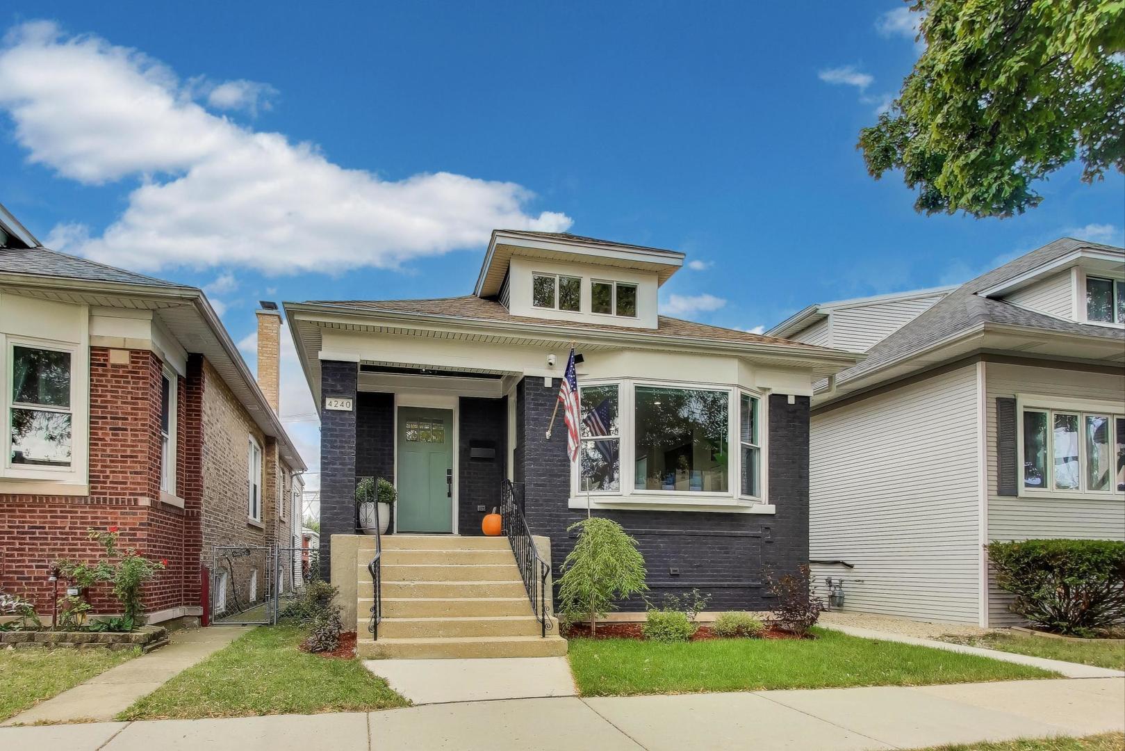4240 N Mcvicker Avenue