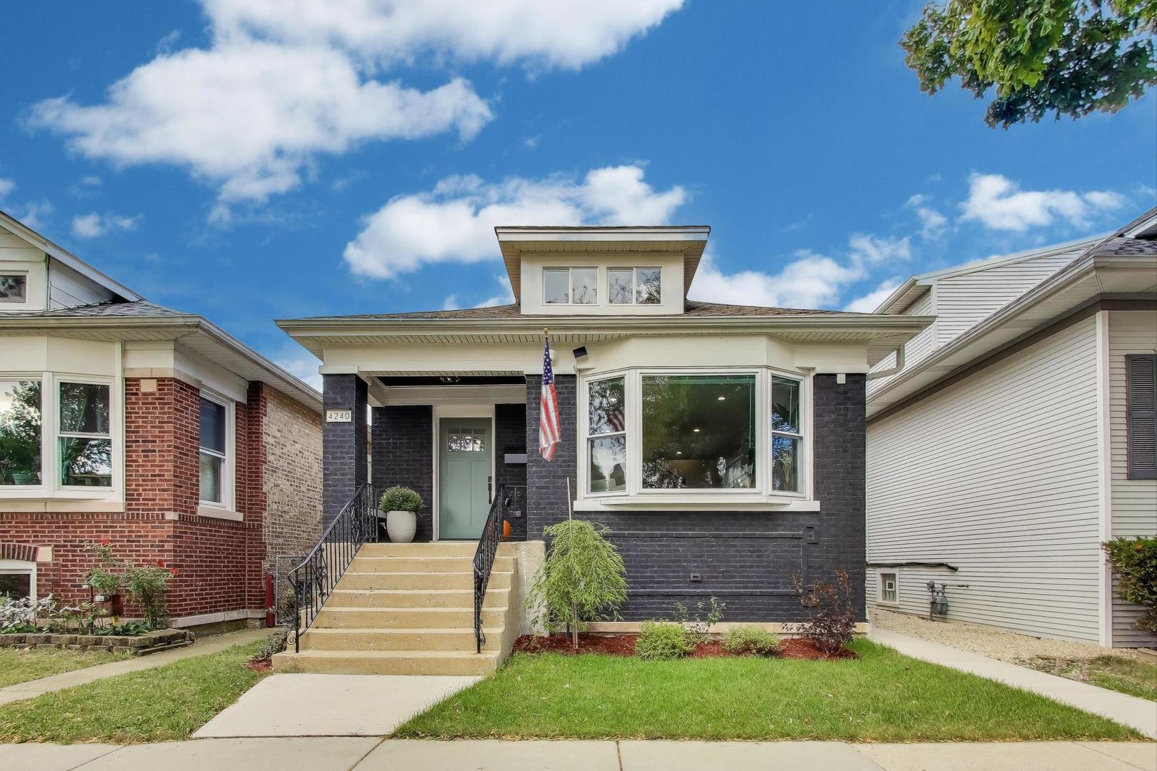 4240 N Mcvicker Avenue