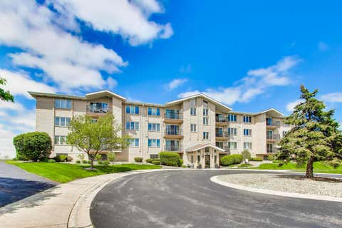 Tiny photo for 9750 Koch Court #2F, Orland Park, IL 60467 (MLS # 12685042)