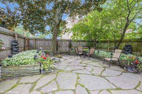 Tiny photo for 516 Greenwood Street #516, Evanston, IL 60201 (MLS # 12586265)