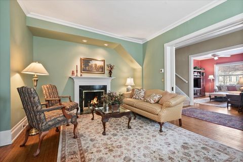 Tiny photo for 516 Greenwood Street #516, Evanston, IL 60201 (MLS # 12586265)