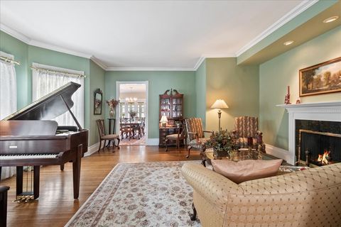 Tiny photo for 516 Greenwood Street #516, Evanston, IL 60201 (MLS # 12586265)