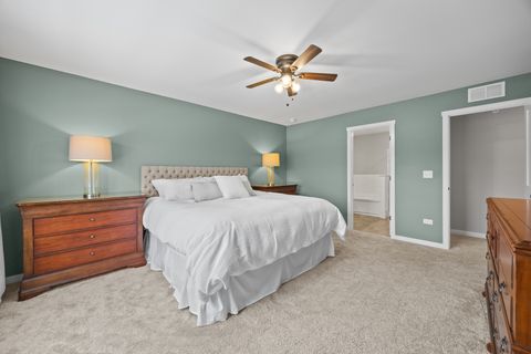 Tiny photo for 249 Hoffmann Drive, Buffalo Grove, IL 60089 (MLS # 12559757)