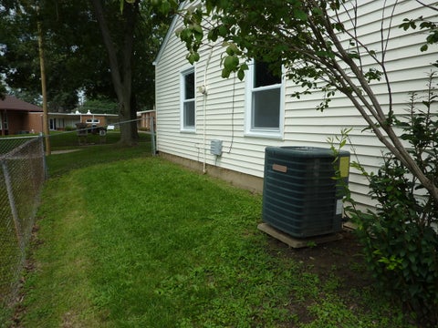 Tiny photo for 1631 W 38th Street, Davenport, IA 52806 (MLS # 12729378)