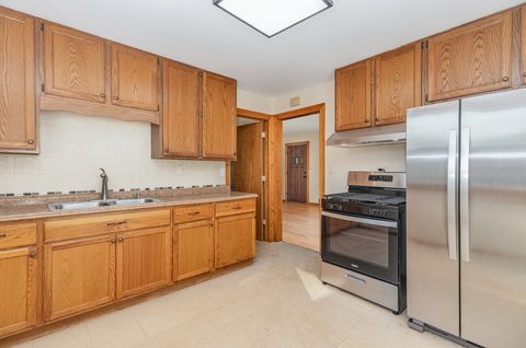 Tiny photo for 9627 Castello Avenue, Melrose Park, IL 60164 (MLS # 12495235)