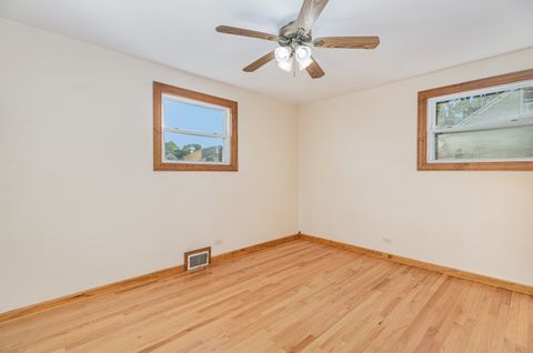 Tiny photo for 9627 Castello Avenue, Melrose Park, IL 60164 (MLS # 12495235)