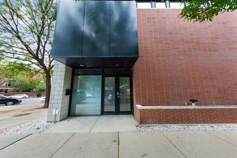 Tiny photo for 1024 W Fry Street #101, Chicago, IL 60642 (MLS # 12500448)
