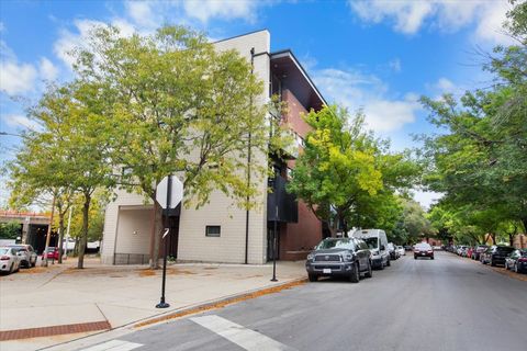 Tiny photo for 1024 W Fry Street #101, Chicago, IL 60642 (MLS # 12500448)