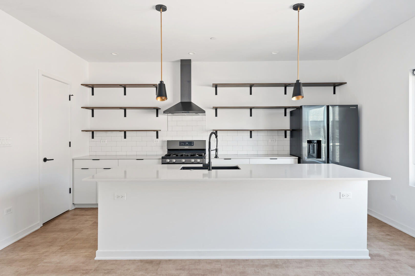 6605 North Avenue 6605-2