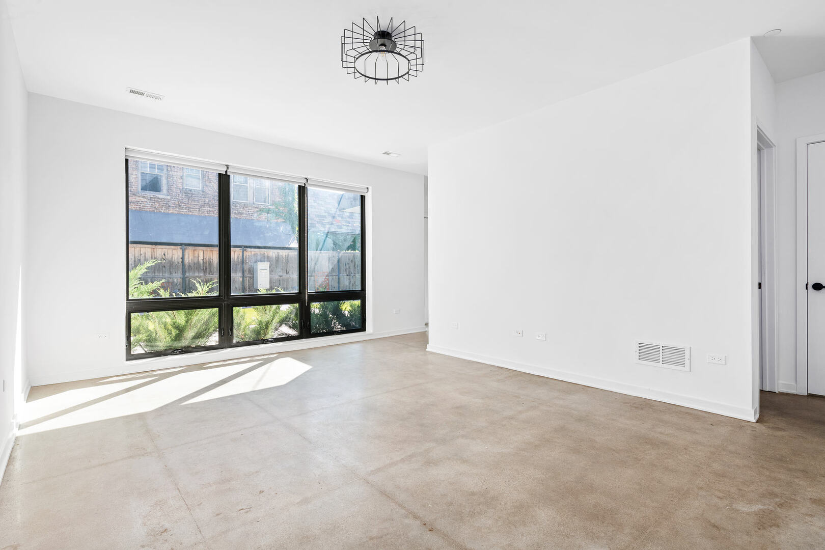 6605 North Avenue 6605-2