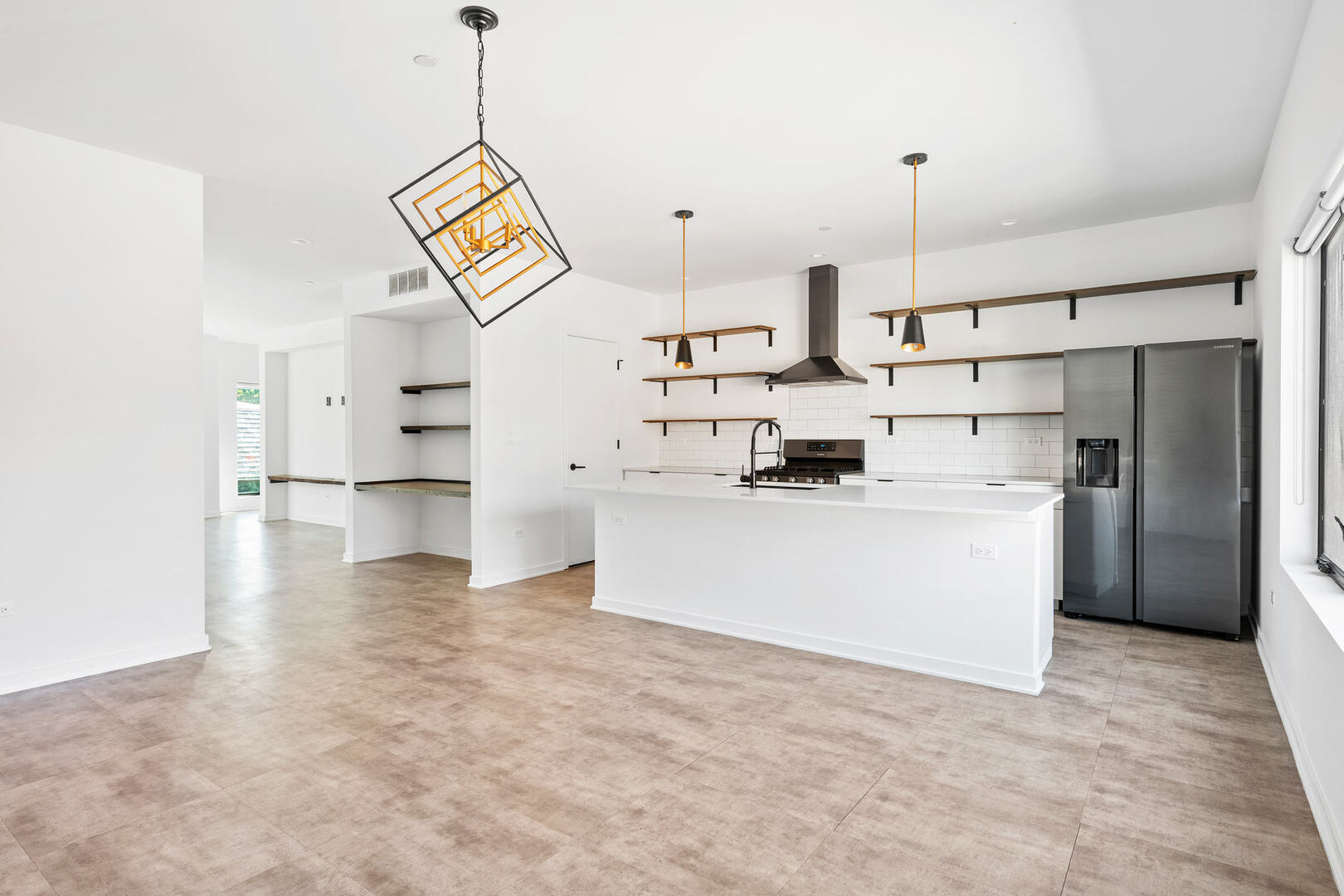 6605 North Avenue 6605-2