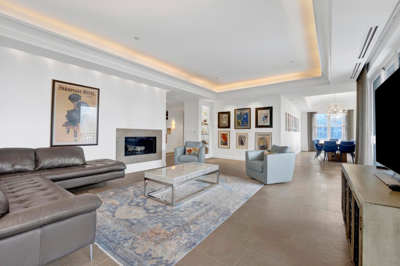 55 W DELAWARE Place 1120