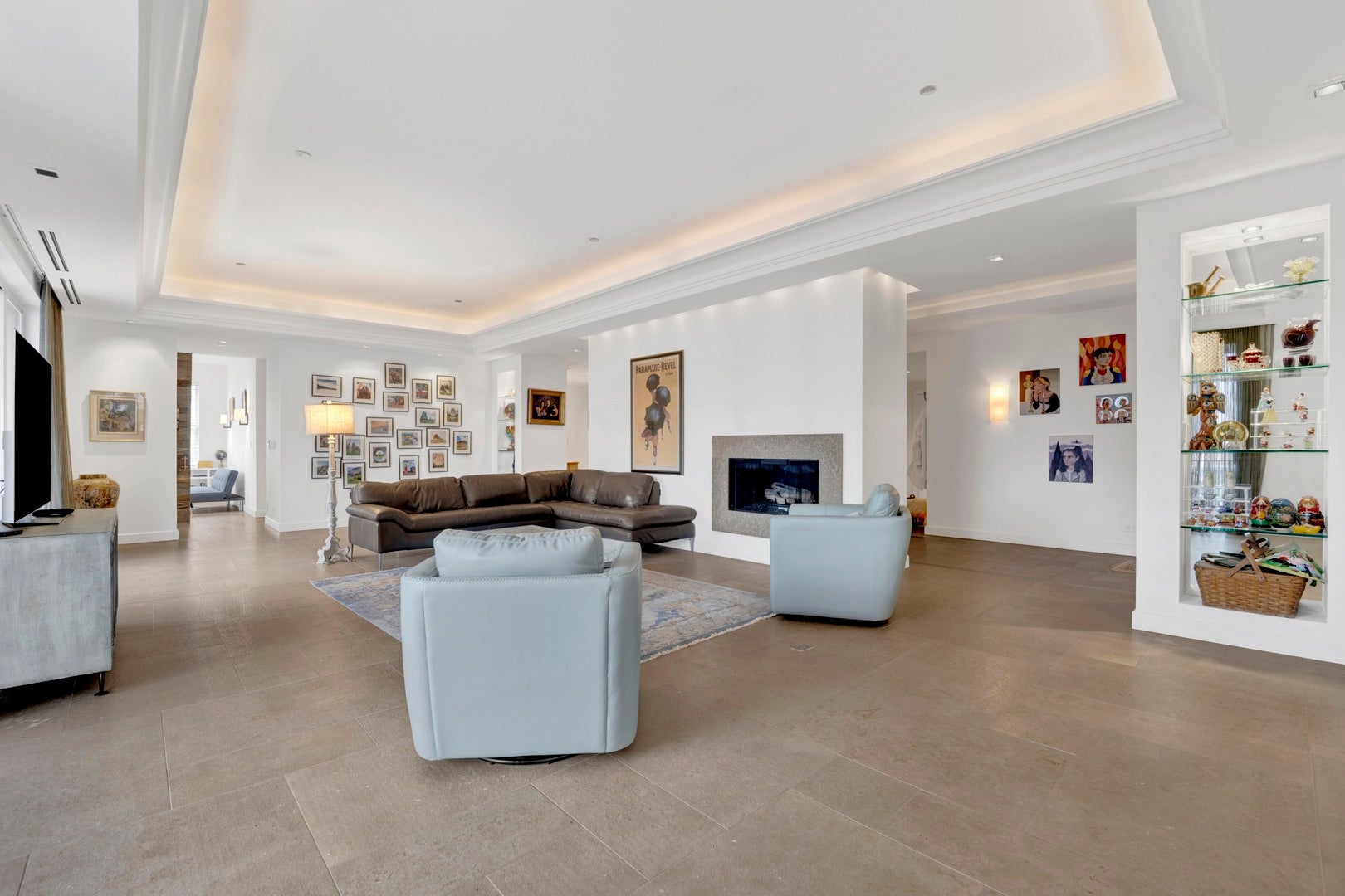 55 W DELAWARE Place 1120