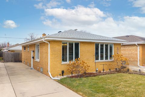 Tiny photo for 4816 N Nordica Avenue, Chicago, IL 60656 (MLS # 12571170)