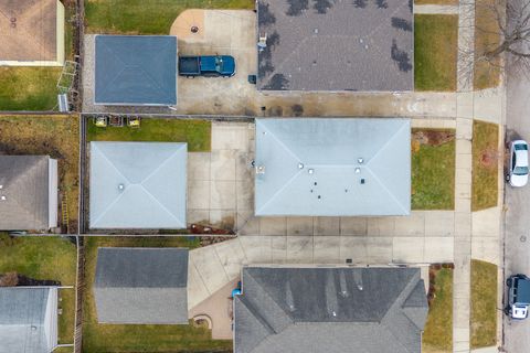 Tiny photo for 4816 N Nordica Avenue, Chicago, IL 60656 (MLS # 12571170)