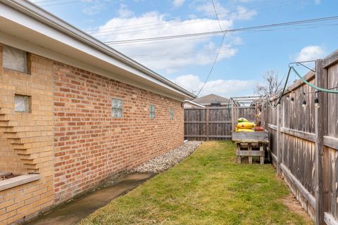 Tiny photo for 4816 N Nordica Avenue, Chicago, IL 60656 (MLS # 12571170)