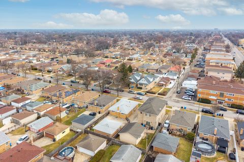 Tiny photo for 4816 N Nordica Avenue, Chicago, IL 60656 (MLS # 12571170)