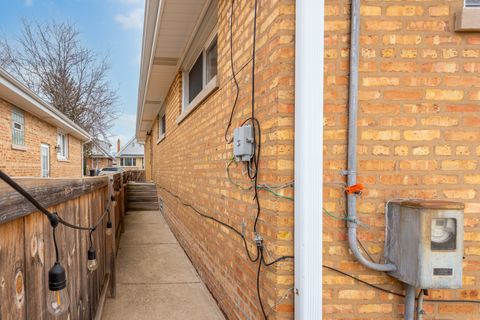 Tiny photo for 4816 N Nordica Avenue, Chicago, IL 60656 (MLS # 12571170)